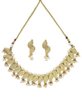 Karatcart Gold Plated Kundan Peal Jewellery Set for Women